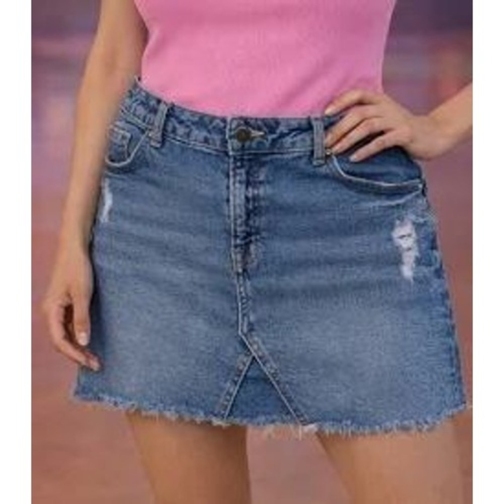 H&M Divided Women's Size 12 Blue Denim Mini Skirt Distressed Raw Hem